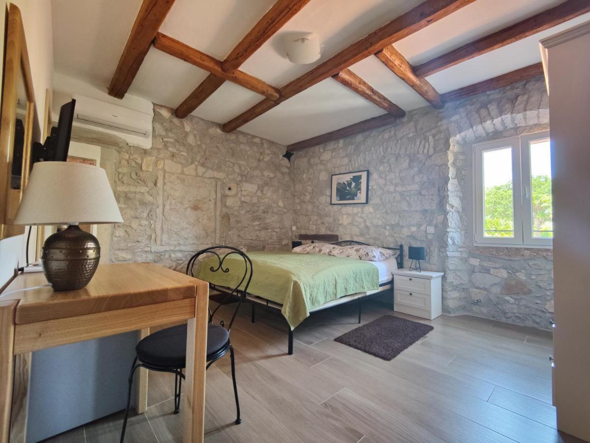 Boutique Hotel Castello Gulich Porec Luaran gambar